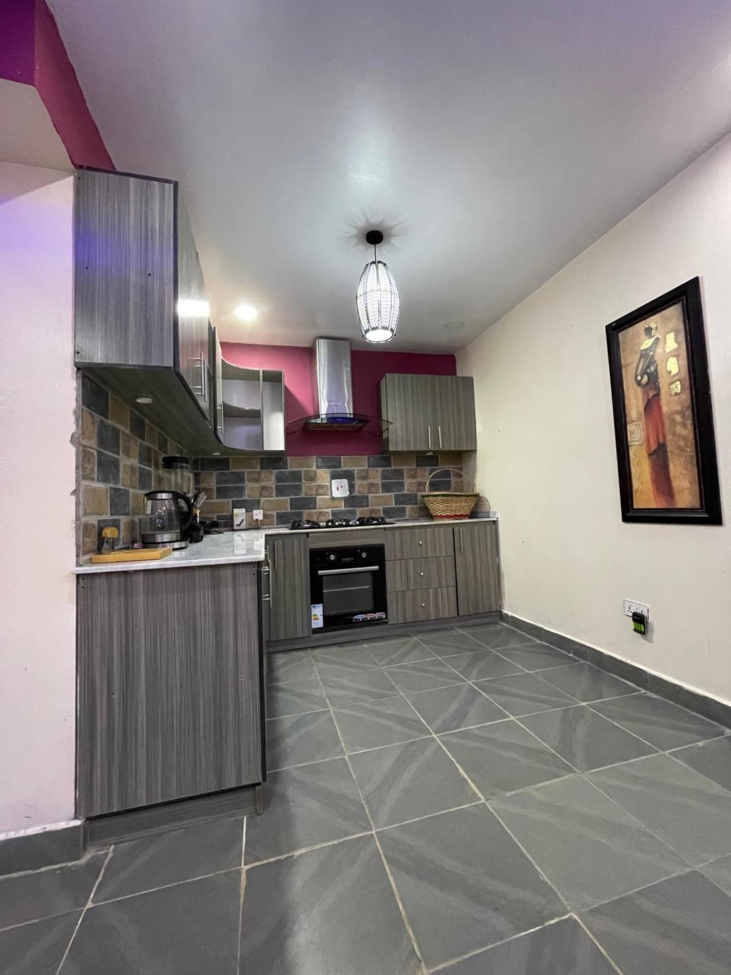 24-Hour Electricity An Entire Stylish 4-Bedroom Bungalow Akure Esterno foto