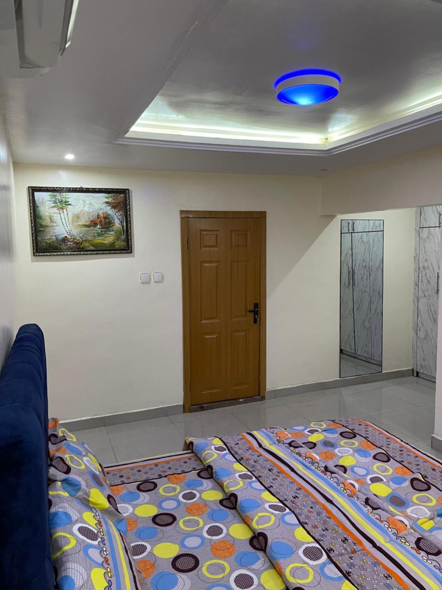 24-Hour Electricity An Entire Stylish 4-Bedroom Bungalow Akure Esterno foto