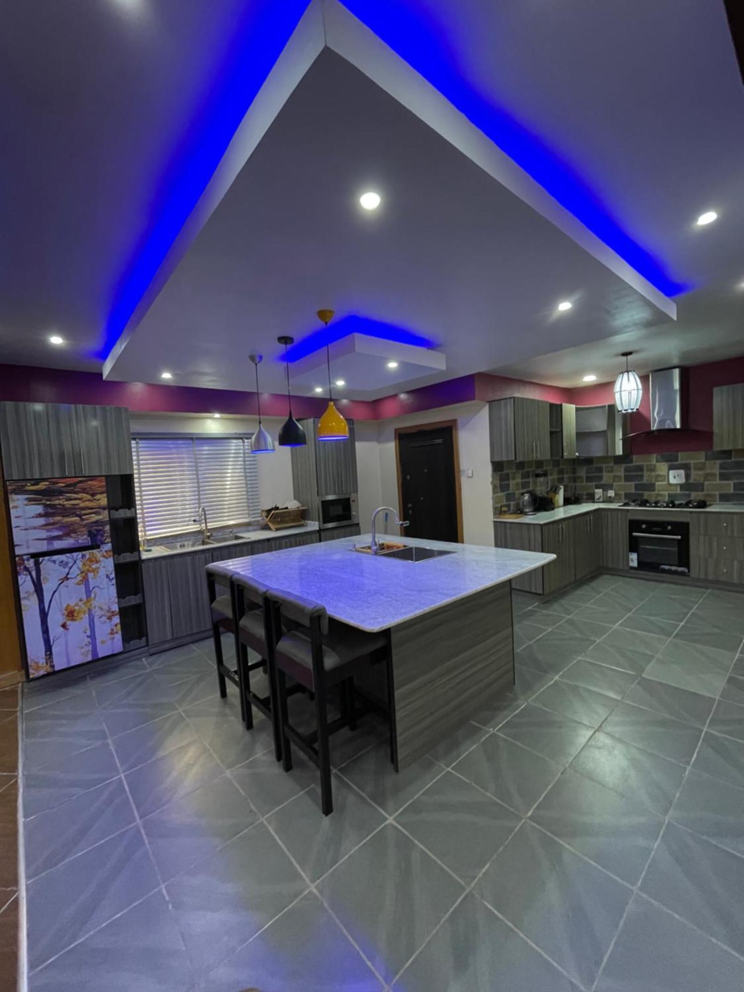 24-Hour Electricity An Entire Stylish 4-Bedroom Bungalow Akure Esterno foto