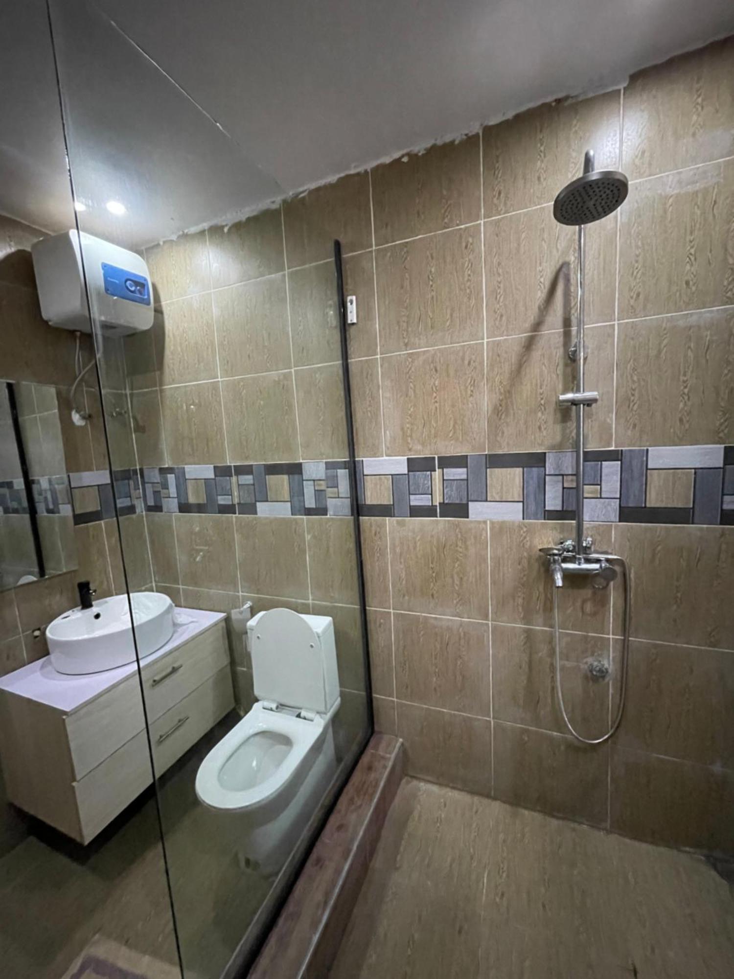 24-Hour Electricity An Entire Stylish 4-Bedroom Bungalow Akure Esterno foto