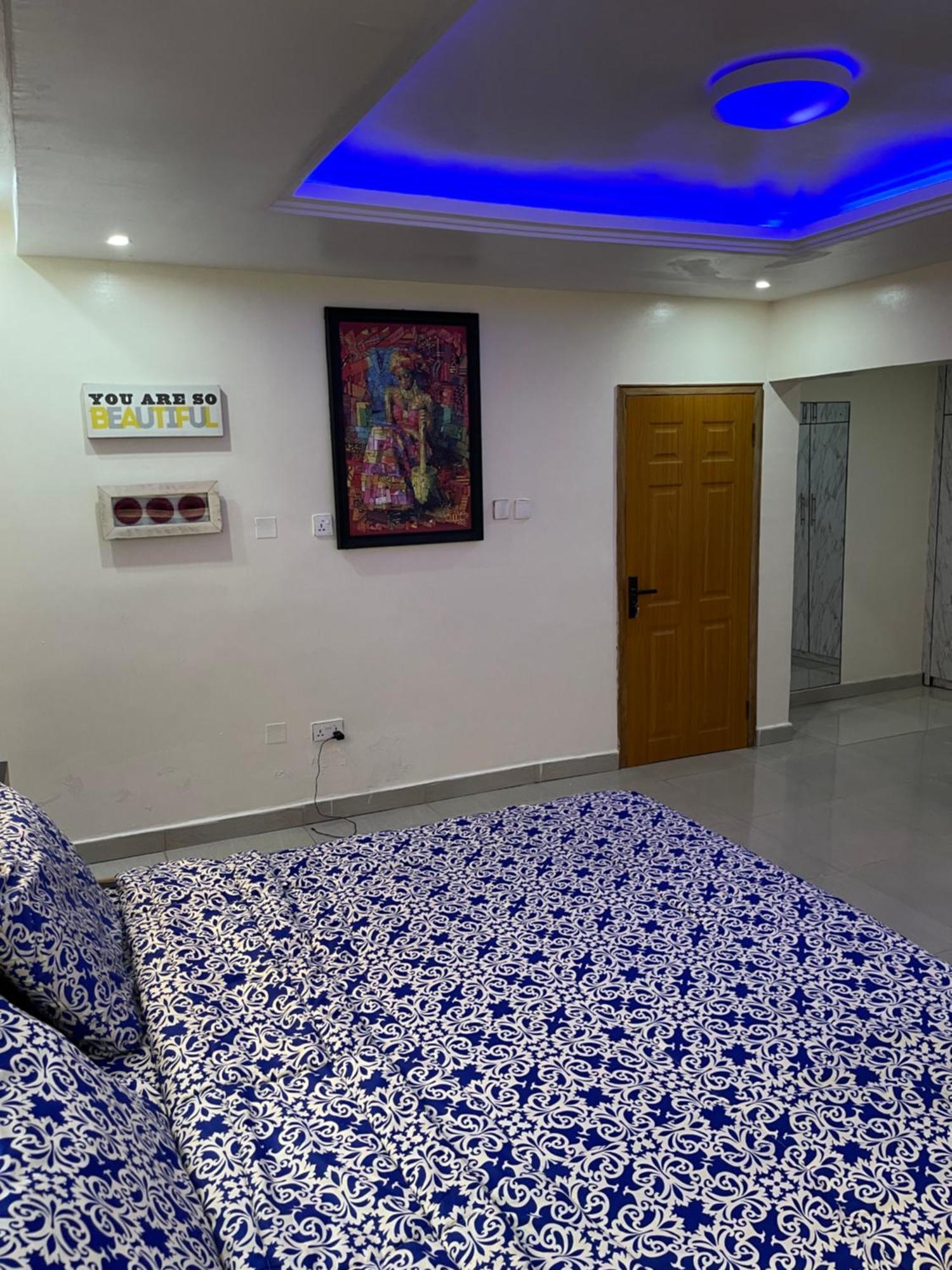 24-Hour Electricity An Entire Stylish 4-Bedroom Bungalow Akure Esterno foto